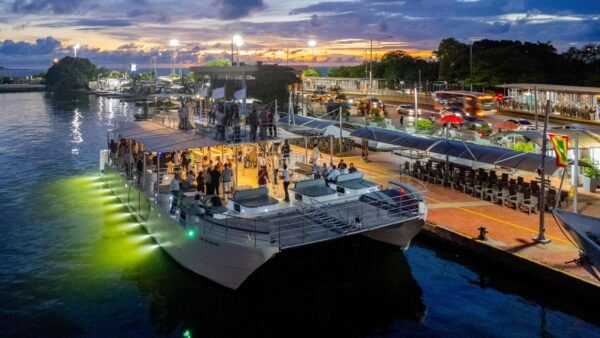 FIESTA NOCTURNA MAR Y TIERRA