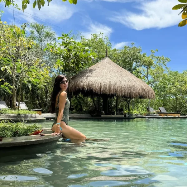 ÉTEKA BEACH DAY PASS LIGHT