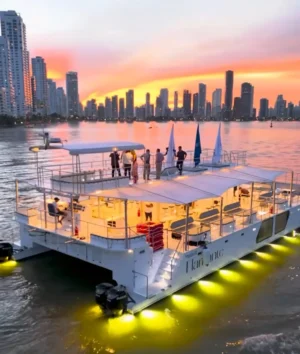 FIESTA NOCTURNA MAR Y TIERRA